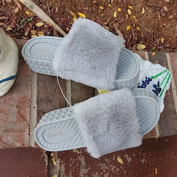 New Qupid fuzzy platform sandals - Picture 6 of 7